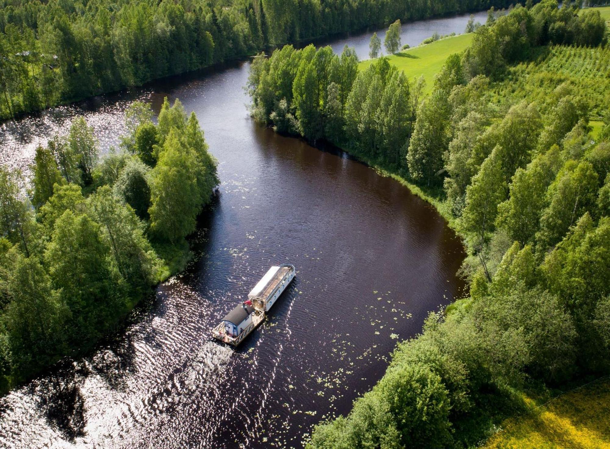 ホテル Maalaiskartano Pihkala Kestilä エクステリア 写真